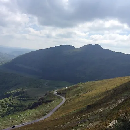 Le Buron Du Mas Hébergement de vacances