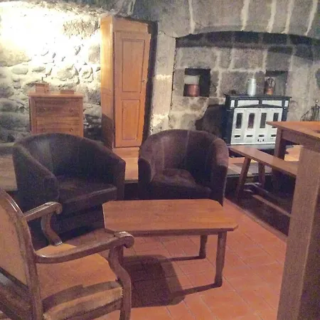 Le Buron Du Mas